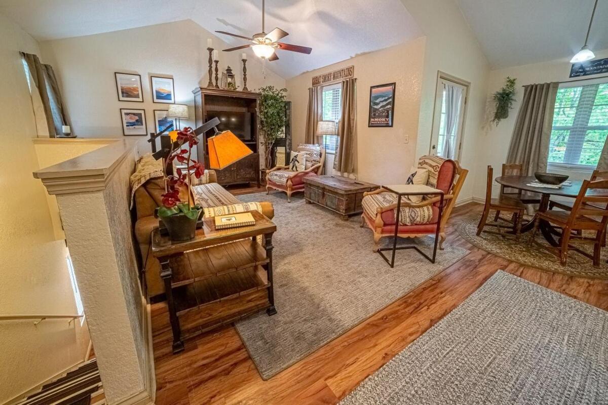 Cabin C In The Gatlinburg Art & Craft Community Εξωτερικό φωτογραφία